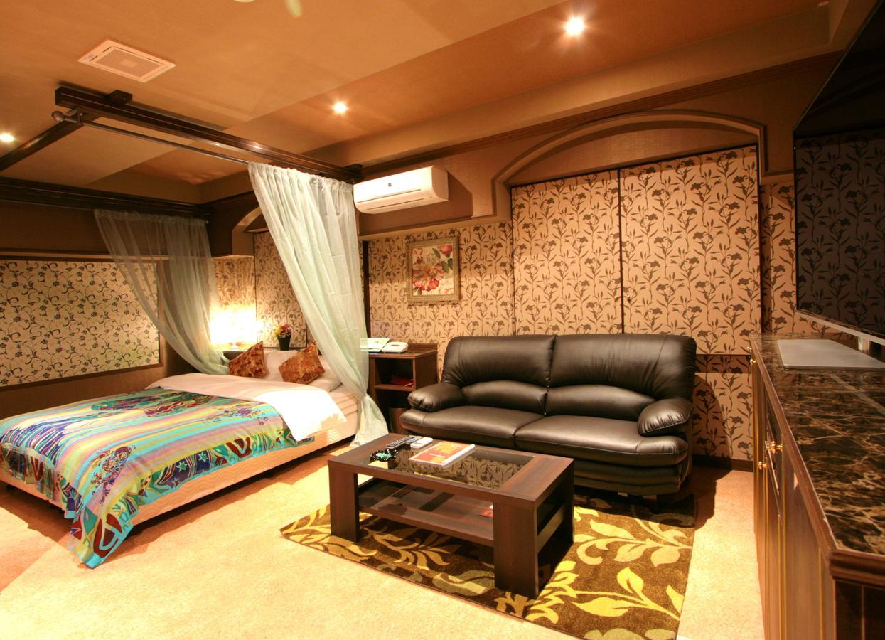 Sari Seki Inter (Adults Only) Kameyama Exterior foto